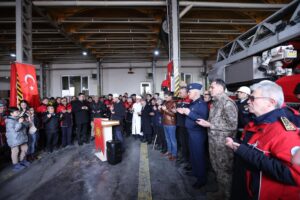 Başkan Büyükkılıç, şehit itfaiye görevlisi Dağtekin'in cenaze törenine katıldı