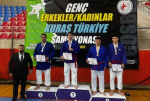 Karaman Kuraş Takımı, Türkiye Şampiyonası’ndan madalyalarla döndü – Yeni Haberler