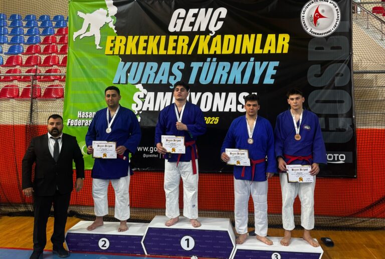 Karaman Kuraş Takımı, Türkiye Şampiyonası’ndan madalyalarla döndü – Yeni Haberler