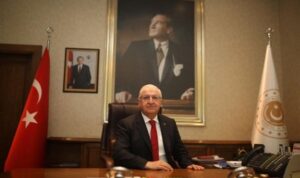 Bakan Güler, Amfibi Kolordu Komutanlığında inceleme yaptı – Gündem