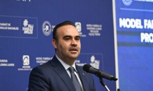 Bakan Kacır, Terminal İstanbul’da girişimci kadınlarla buluştu – Gündem