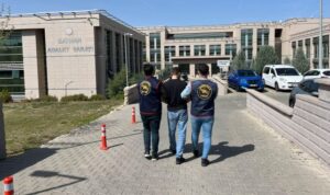 Batman’da JASAT tarafından cezaevi firarisi şahıs yakalandı – Gündem
