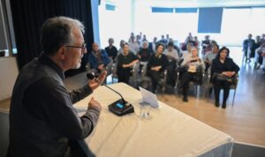 Bornova’da Kütüphane Haftası söyleşiyle başladı – Kültür-Sanat