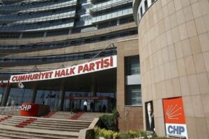 CHP’nin Cumhurbaşkanlığı adaylığı ön seçiminde oy kullanma işlemi başladı