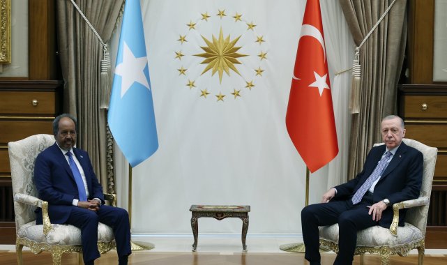 Cumhurbaşkanı Erdoğan, Somali Cumhurbaşkanı Mahmud ile bir araya geldi