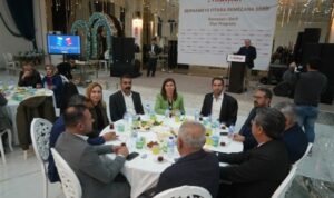 Diyarbakır Büyükşehir Belediyesi Eş Başkanları, iftar programına katıldı – Yaşam