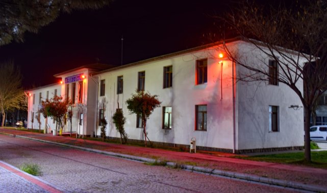 Diyarbakır Büyükşehir Belediyesi’nden “Otizm İçin Kırmızıyı Seçin” etkinliği – Yaşam