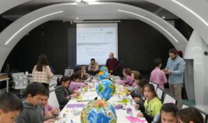Gümüşova Hacıkadirler İlkokulu öğrencileri, Düzce Bilim Merkezi’ni ziyaret etti – Bilim ve Teknoloji