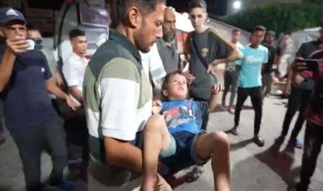 İsrail, Gazze’deki ambulanslara ateş açtığını kabul etti – Dünya