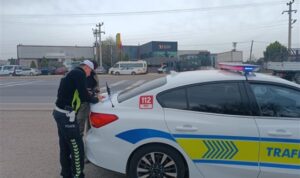 Sakarya’da 32 araç sürücüsüne cezai işlem uygulandı – Gündem