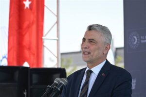 Ticaret Bakanı Bolat, Sakarya’da