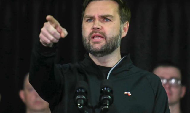 Vance Danimarka’ya: Grönlandlılarla iyi bir iş çıkarmadınız – Dünya