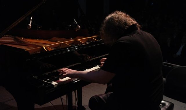 3 Nisan etkinlikleri Tuluyhan Uğurlu’nun piyano resitaliyle devam etti – Kültür-Sanat