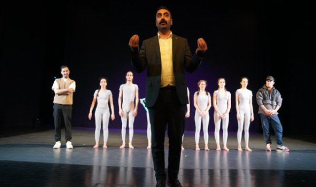 Amed Tiyatro Festivali başladı – Yaşam