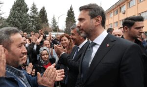 Bakan Bayraktar, Macaristan Dışişleri ve Dış Ticaret Bakanı Szijjarto ile görüştü – Gündem