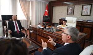 Batman Valisi Canalp, makamını Gülcü’ye devretti – Gündem