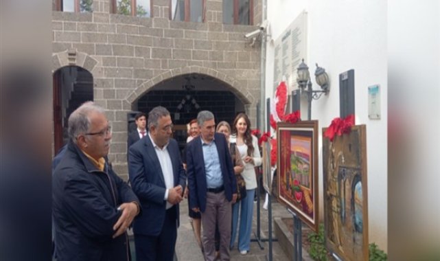 “Dağlarına Bahar Gelmiş Memleketimin” resim sergisi sanatseverlerle buluştu