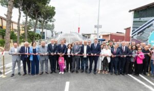 Gaziemir Hava Eğitim Yolu Üst Geçidi hizmete açıldı – Yaşam