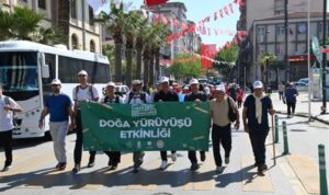 Manisa’da doğa yürüyüşü düzenlendi – Yaşam