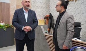 Orhangazi’de üniversite öğrencisinden kütüphaneye yazılım hediyesi – Bilim ve Teknoloji