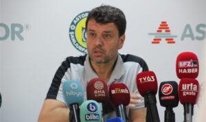 Şanlıurfaspor Teknik Direktörü Arslan, istifa etti – Spor