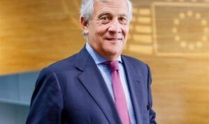 Tajani, Hollanda Dışişleri Bakanı Veldkamp ile görüştü – Dünya