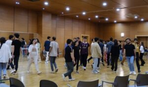 Tiyatro oyuncusu Tarhan, doğaçlama deneyimlerini anlattı – Kültür-Sanat