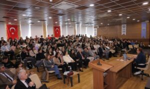 Trakya Üniversitesi’nde “Metinlerarası Yolculuk” konferansı – Kültür-Sanat