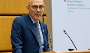 Türk: Uyuşturucuyla savaş, hayatları yok etti – Dünya