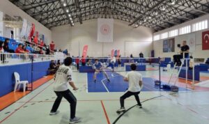 YURTLİG Badminton Grup Müsabakaları, Karaman’da başladı – Spor
