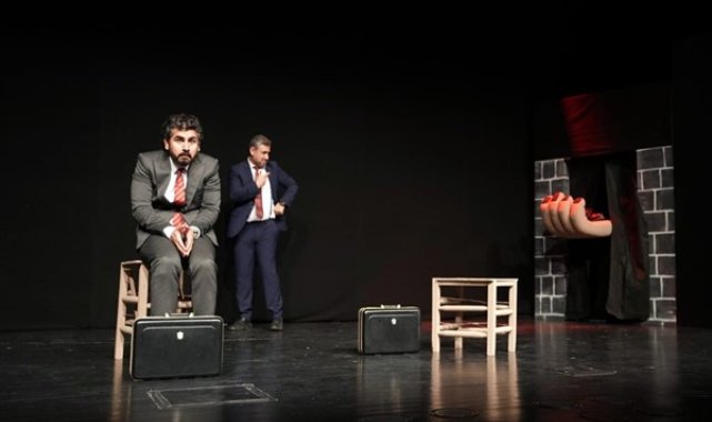 10. Amed Tiyatro Festivali’nde Rutbun oyunu sahnelendi – Kültür-Sanat
