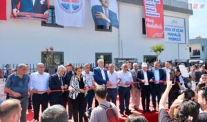 Adana’da Ova ve Uçak Mahalle Merkezi açıldı – Yaşam