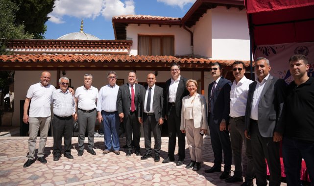 Akhisar’da 566. Çağlak Festivali başladı – Yaşam