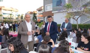 Alanya Belediyesi Ortaöğretim Kız Öğrenci Yurdu’nda moral gecesi – Yaşam