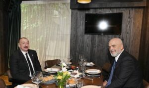 Aliyev ve Rama çalışma yemeğinde bir araya geldi – Dünya