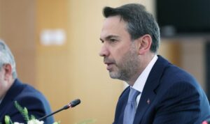 Bakan Bayraktar, Azerbaycanlı mevkidaşı Şahbazov ile görüştü – Gündem