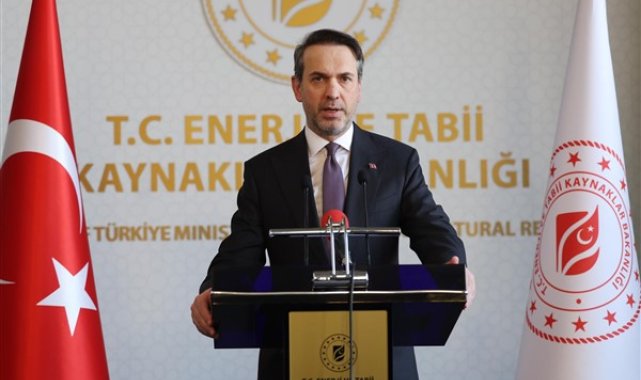 Bakan Bayraktar, Erzincan’da gençlerle buluştu – Gündem