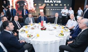 Bakan Ersoy: 2025 turizmde yeni rekorlar kıracağımız bir yıl olacak – Gündem