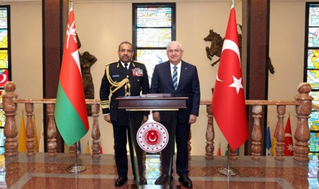 Bakan Güler, Umman Genelkurmay Başkanı Koramiral Al-Raisi’yi kabul etti – Gündem