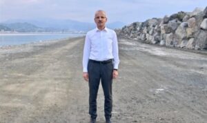 Bakan Uraloğlu: TCDD’yi zan altında bırakma çabanız anlaşılır gibi değil – Gündem