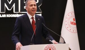 Bakan Yerlikaya: Depremin ardından an itibarıyla herhangi olumsuz bir durum bulunmamakta – Gündem