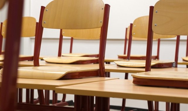 Bakanlar Tekin ve Göktaş’tan görme engelli öğrencilere ziyaret – Gündem