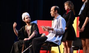 Balıkesir’de “Bizim Tayfa” oyunu sahnelendi – Kültür-Sanat