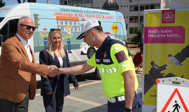 Başkan Özçelik, Trafik Haftası etkinliklerine katıldı – Yaşam
