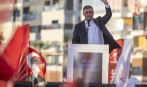 Başkan Tugay: Türkiye kaybettiği her şeyi tekrar geri kazanacak – Gündem