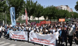 Batman’da Sağlık Festivali, sağlık yürüyüşüyle başladı – Yaşam