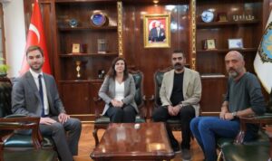 Bucak ve Hatun, Kanada’nın Ankara Büyükelçiliği Siyasi Daire Diplomatı Abonyi’yi ağırladı – Yaşam