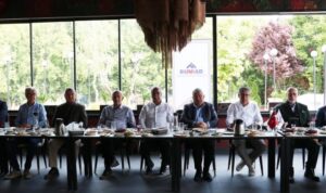 BUMİAD Yönetim Kurulu Başkanı Gümüş, dernek üyeleriyle bir araya geldi – Ekonomi