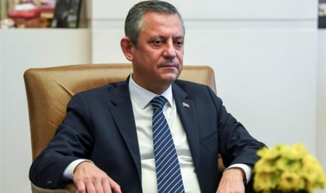 CHP Genel Başkanı Özel, eczacı meslektaşlarıyla buluştu – Gündem