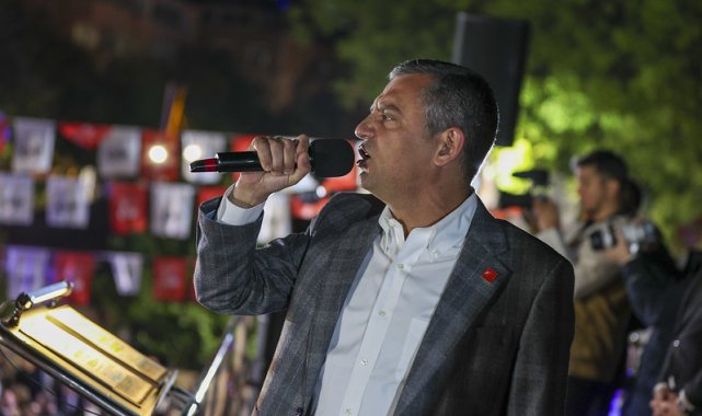 CHP Genel Başkanı Özel: Osmanlı tokadı atmaya niyetlenenler demokrasi tokadı yedi – Gündem